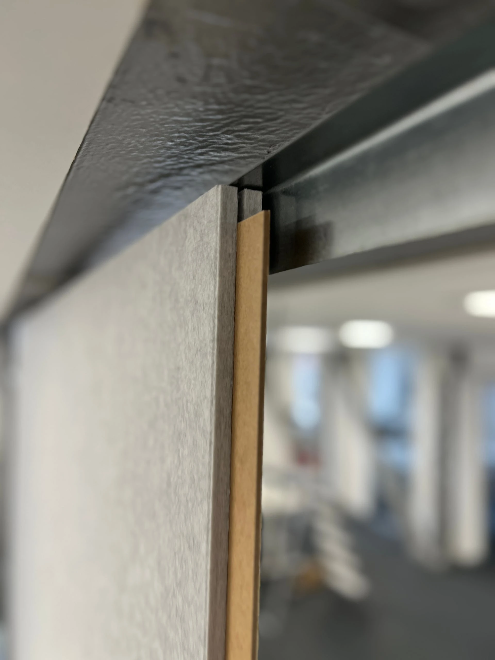 Bürofläche mit offenem Sprengwerk-Dachstuhl