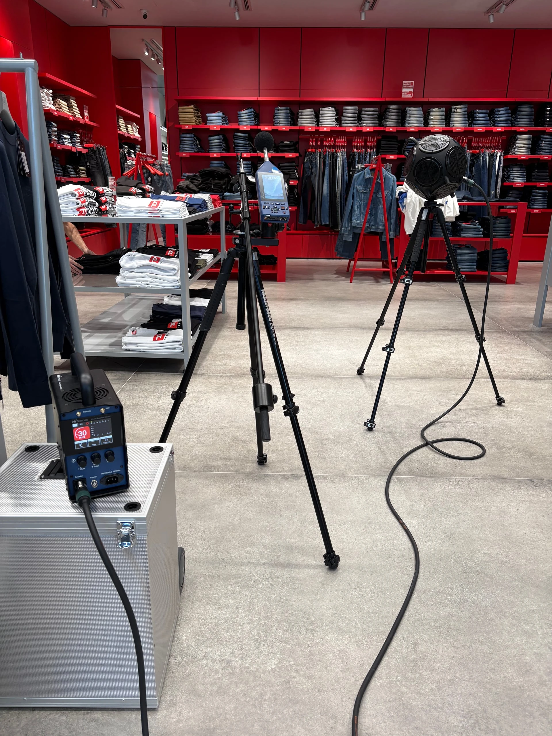 Akustische Messungen Designer-Outlet