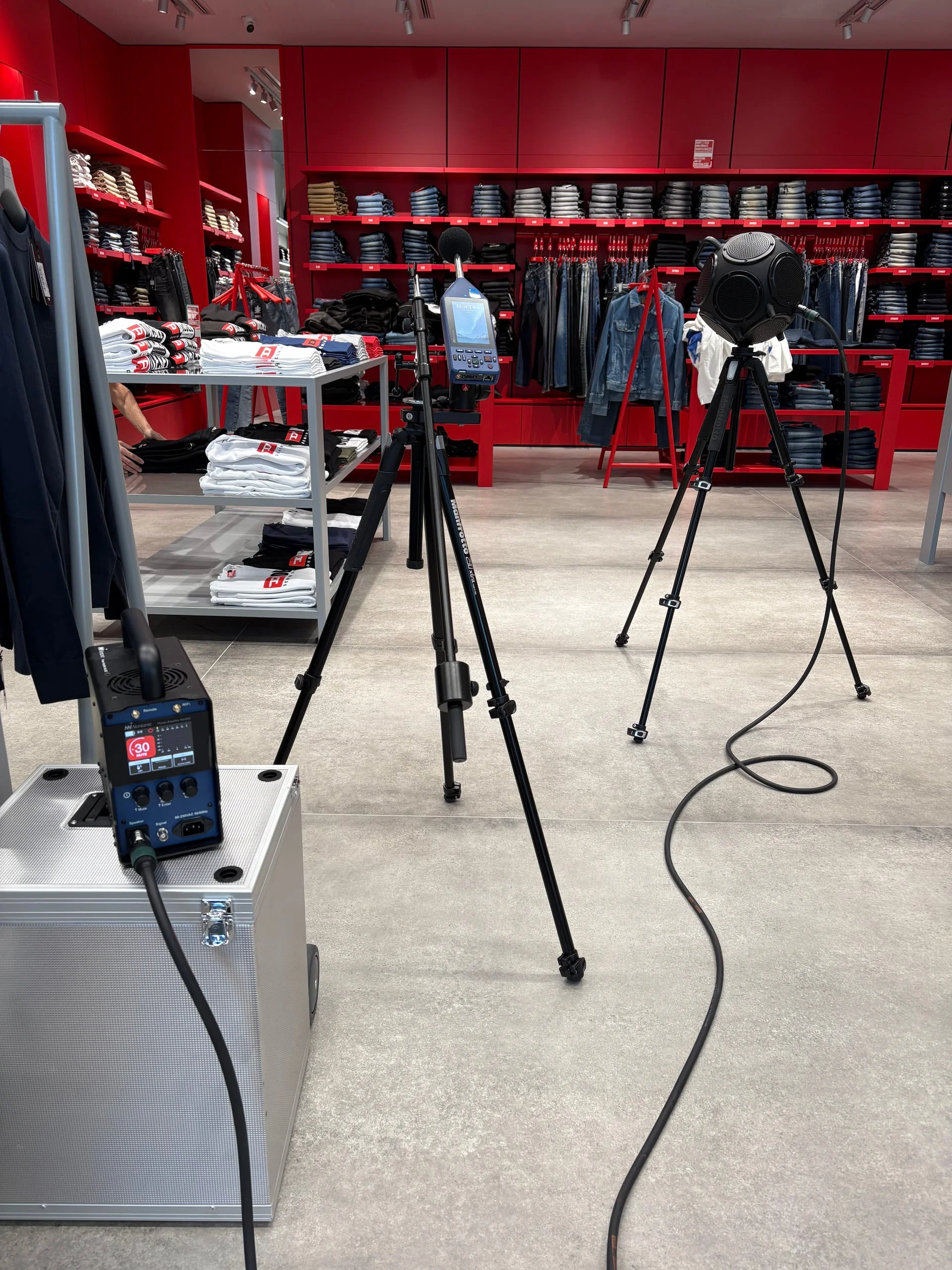 Akustische Messungen Designer-Outlet